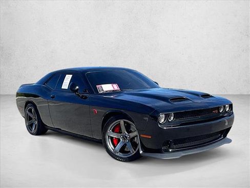 Used 2022 Dodge Challenger SRT Hellcat w/ SRT Black Package image 12