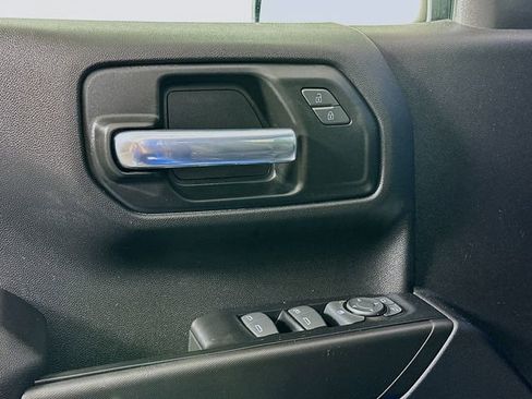 Used 2023 Chevrolet Silverado 1500 Custom Trail Boss w/ LPO, Dark Essentials Package image 17