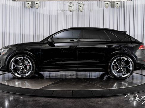 Used 2025 Audi RS Q8 performance image 10