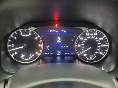 Used 2024 Nissan Altima 2.5 SV image 23