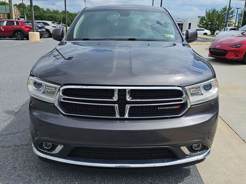 Used 2019 Dodge Durango SXT w/ 3rd Row Seating Group AWD/4WD image 2