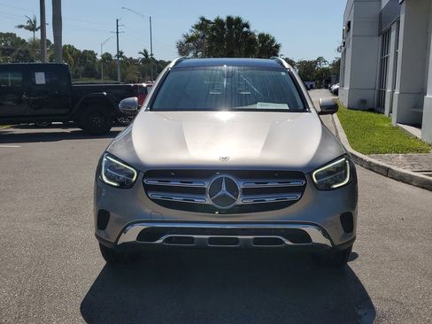Used 2021 Mercedes-Benz GLC 300 4MATIC image 7