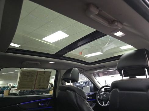 Used 2023 Acura MDX SH-AWD w/ Advance Package image 11