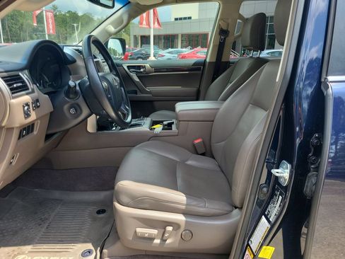 Used 2018 Lexus GX 460 w/ Navigation Package AWD/4WD image 16
