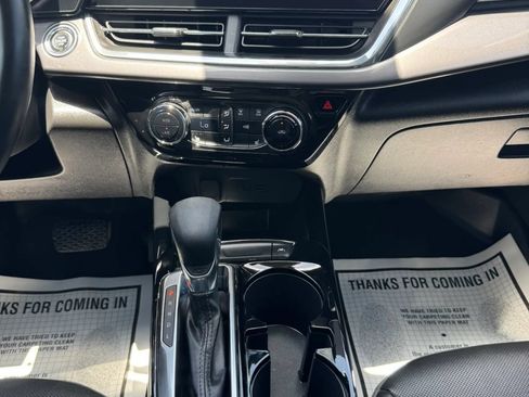 Used 2025 Chevrolet Trax ACTIV w/ Driver Confidence Package FWD image 49