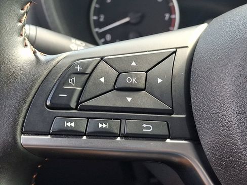 Used 2025 Nissan Sentra SR FWD image 20