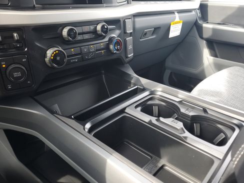 New 2026 Ford F250 XLT w/ FX4 Off-Road Package image 20