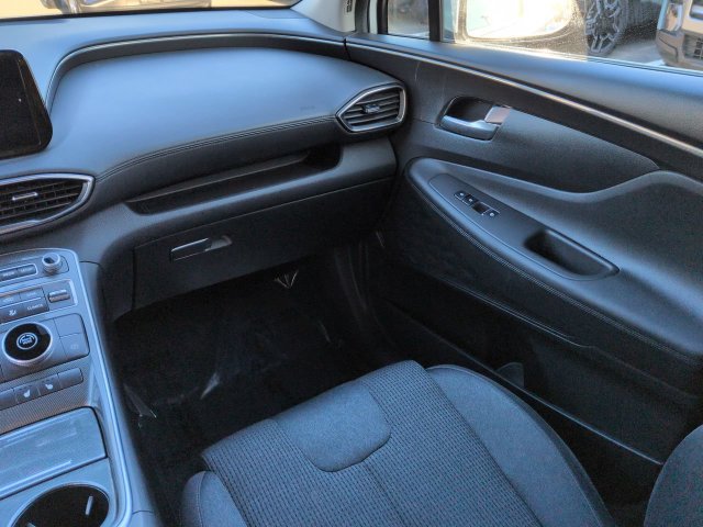 Used 2023 Hyundai Santa Fe SEL FWD image 17