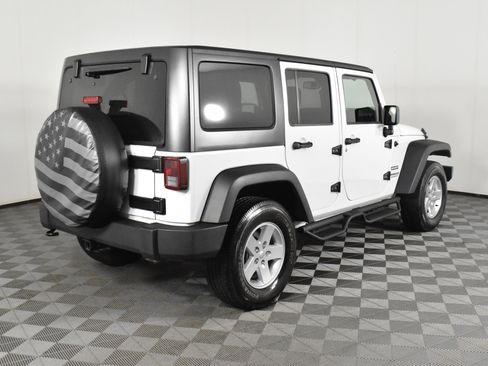 Used 2017 Jeep Wrangler Unlimited Sport w/ Quick Order Package 24S image 6