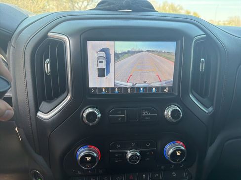 Used 2019 GMC Sierra 1500 AT4 image 9