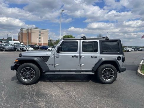 Used 2018 Jeep Wrangler Unlimited Sport S image 4
