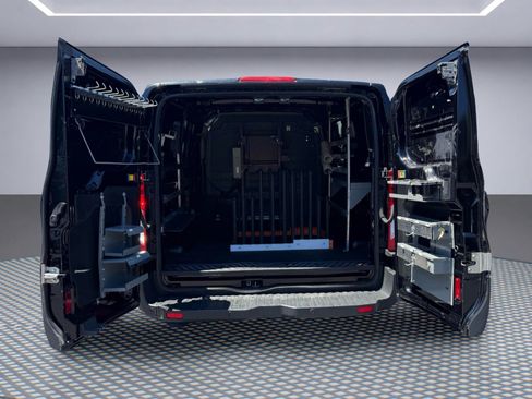 Used 2018 Ford Transit 150 130 Low Roof w/ Exterior Upgrade Package RWD image 6