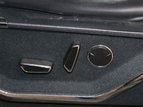 Used 2021 Ford F150 Lariat image 17