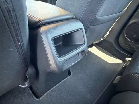Used 2024 Honda HR-V Sport image 18
