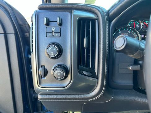 Used 2016 Chevrolet Silverado 2500 LTZ w/ Duramax Plus Package image 19