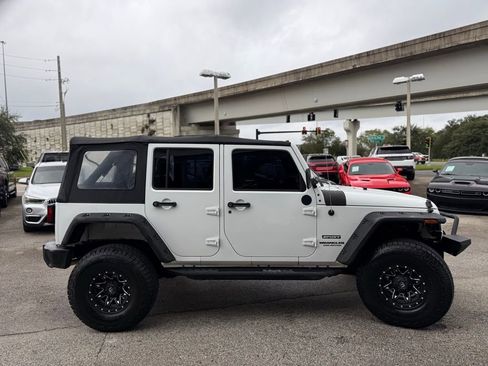 Used 2016 Jeep Wrangler Unlimited Sport w/ Connectivity Group image 5
