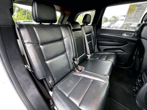 Used 2020 Jeep Grand Cherokee Limited AWD/4WD image 16