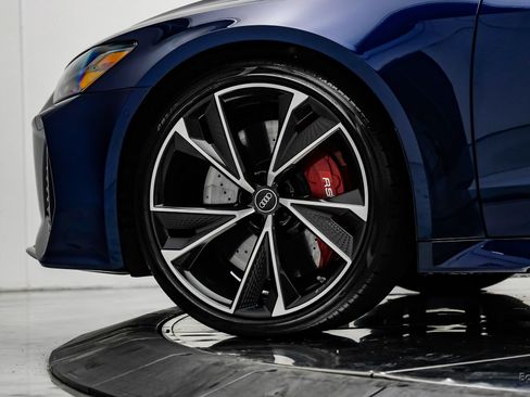 Used 2021 Audi RS 7 Sportback w/ Carbon Optic Package AWD/4WD image 98