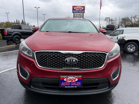 Used 2016 Kia Sorento LX image 12