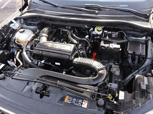 Certified 2024 Ford Escape ST-Line w/ Cold Weather Package image 27