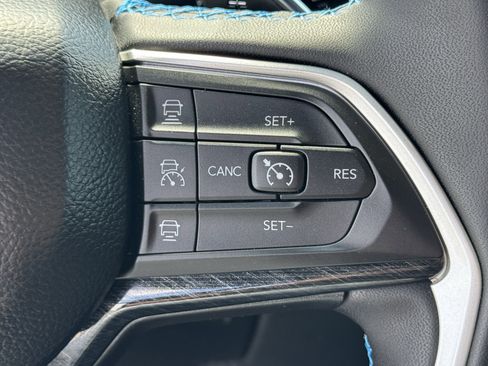 Used 2022 Jeep Grand Cherokee Trailhawk image 23