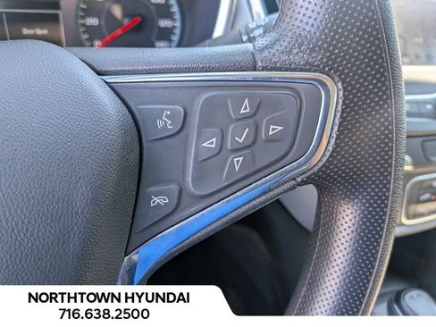 Used 2020 Chevrolet Equinox LS FWD image 23