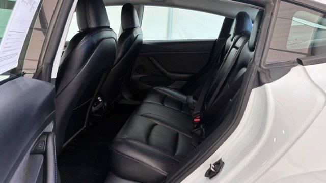 Used 2023 Tesla Model 3 Standard Range RWD image 15