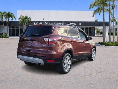 Used 2018 Ford Escape SE w/ SE Sync 3 Package image 7