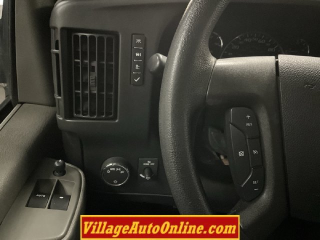 Used 2017 Chevrolet Express 2500 RWD image 19