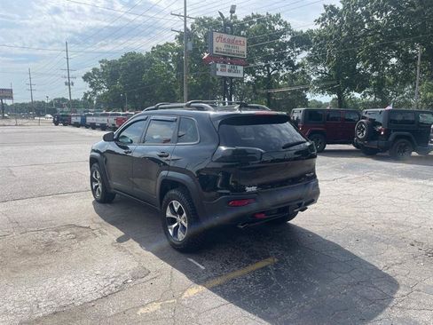 Used 2017 Jeep Cherokee Trailhawk w/ Comfort & Convenience Group AWD/4WD image 7