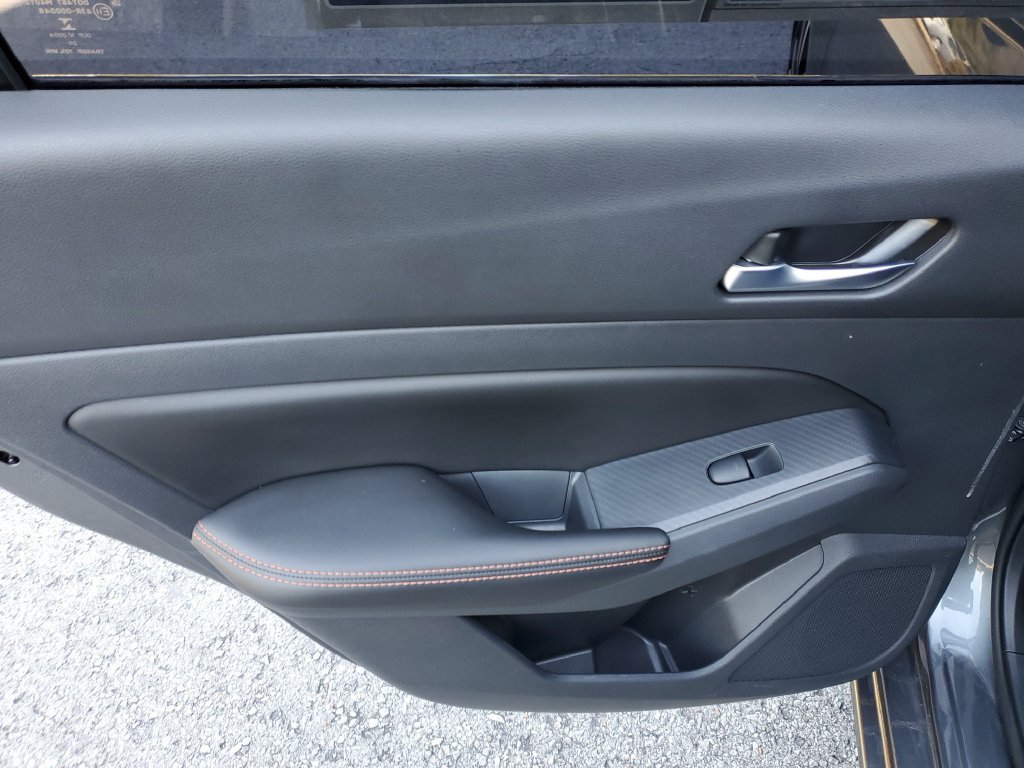 Certified 2021 Nissan Altima 2.5 SR FWD image 10