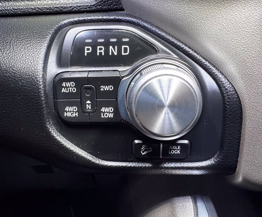 Used 2020 RAM 1500 Laramie AWD/4WD image 29
