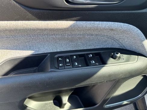 Used 2024 Jeep Compass Latitude AWD/4WD image 10