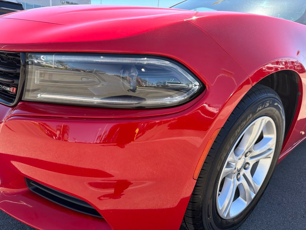 Used 2022 Dodge Charger SXT RWD image 12