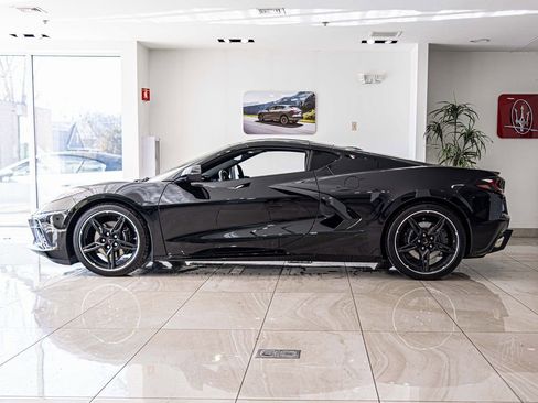 Used 2023 Chevrolet Corvette Stingray Preferred Cpe w/ 2LT image 9