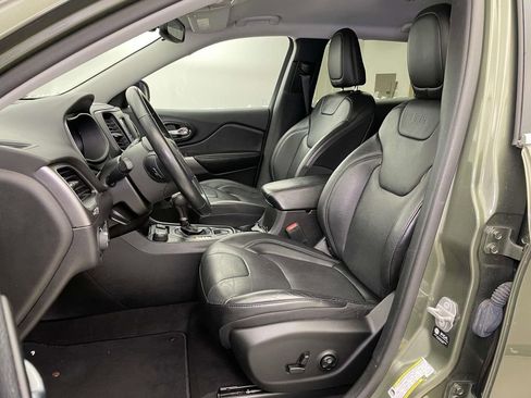 Used 2021 Jeep Cherokee Latitude Lux image 5