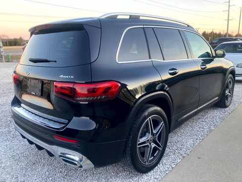 Used 2022 Mercedes-Benz GLB 250 4MATIC image 8