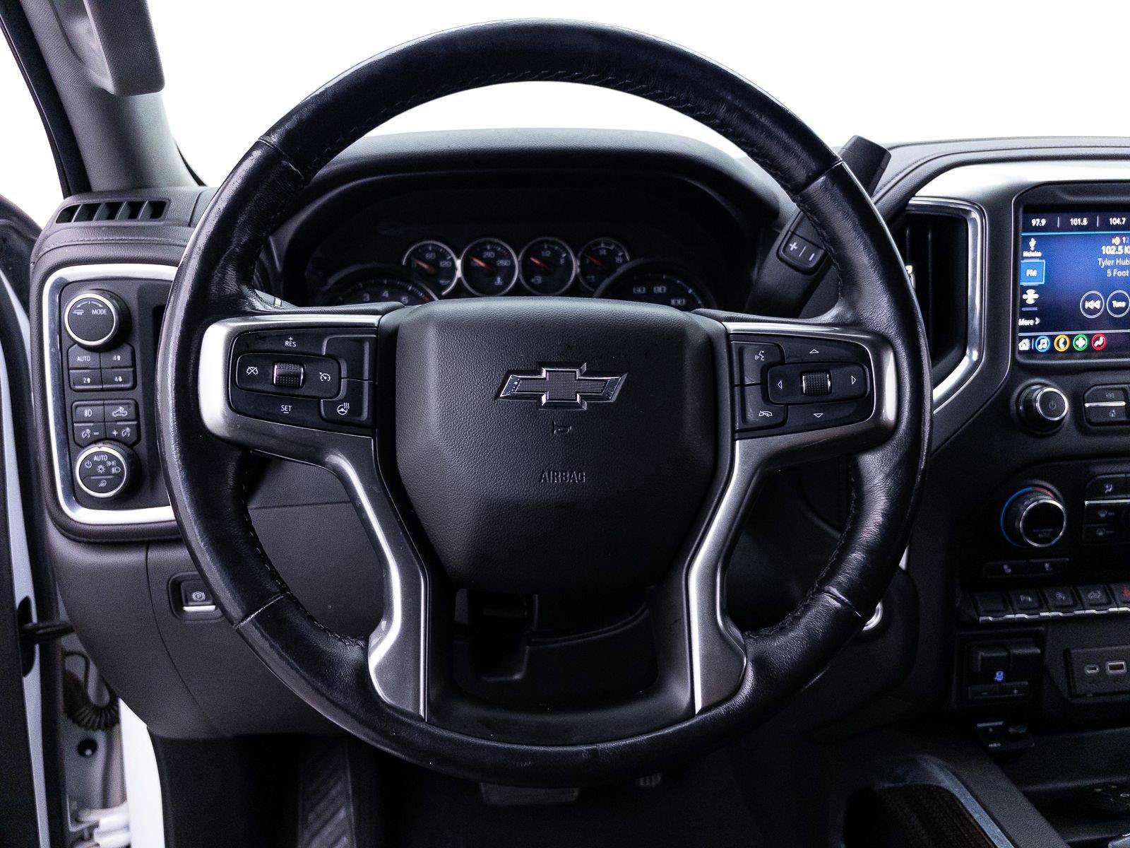 Used 2020 Chevrolet Silverado 1500 LT Trail Boss AWD/4WD image 27
