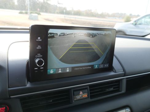 New 2025 Honda Pilot Touring image 28