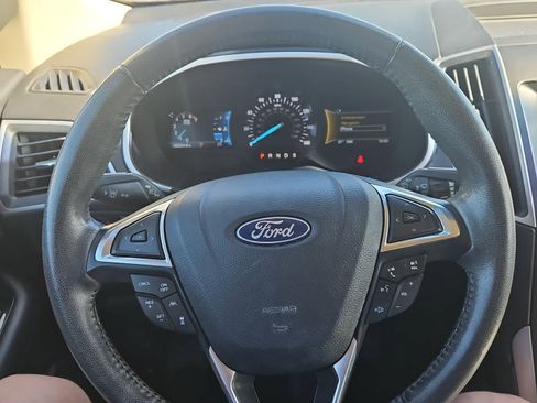 Used 2020 Ford Edge SEL w/ Convenience Package image 15