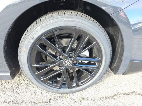 New 2026 Toyota Camry SE FWD image 11