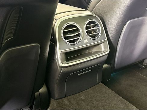 Used 2020 Mercedes-Benz S 560 Sedan image 16
