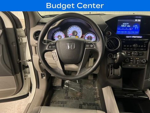 Used 2015 Honda Pilot LX image 18