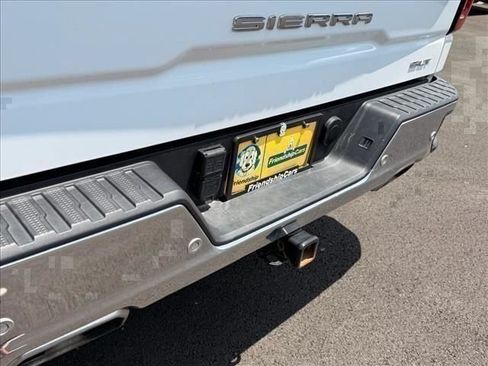 Used 2024 GMC Sierra 1500 SLT w/ SLT Premium Plus Package AWD/4WD image 9