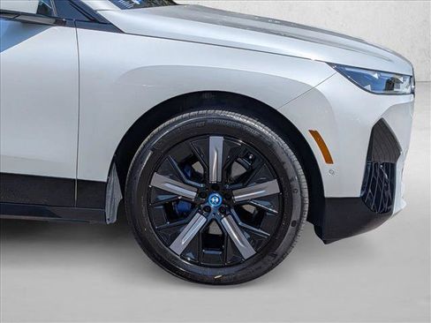 Certified 2024 BMW iX xDrive50 w/ Sport Package AWD/4WD image 25