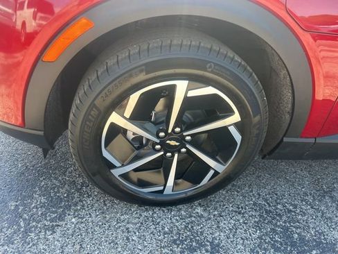 New 2026 Chevrolet Equinox EV LT image 10