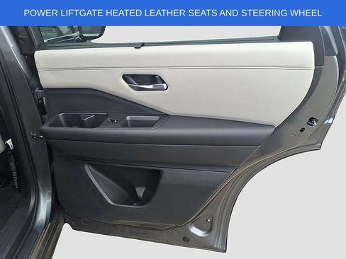 Used 2023 Nissan Pathfinder SL AWD/4WD image 13