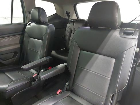 Used 2022 Volkswagen Atlas SE w/ Panoramic Sunroof Package AWD/4WD image 14