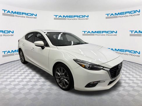 Used 2018 MAZDA MAZDA3 Grand Touring image 7