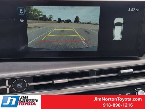 Used 2026 Hyundai Santa Fe SEL AWD/4WD image 18